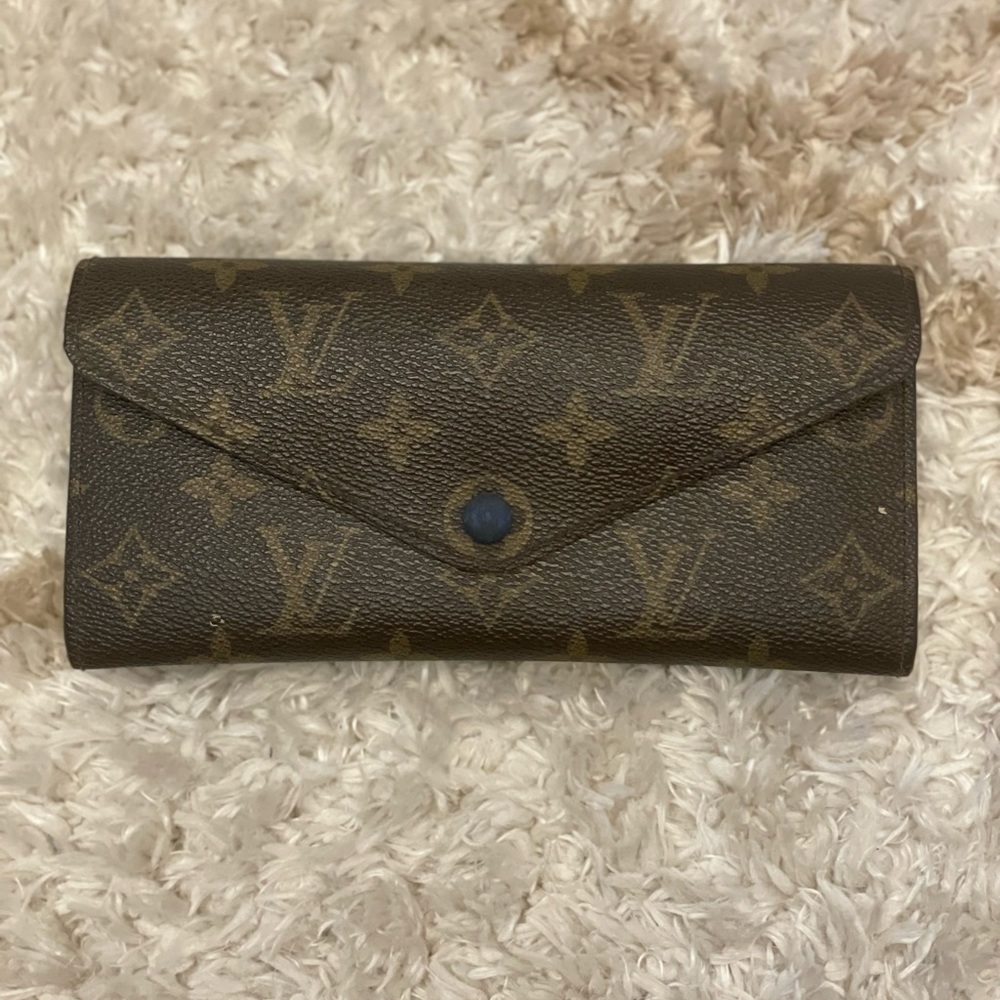Louis Vuitton wallet with coin purse